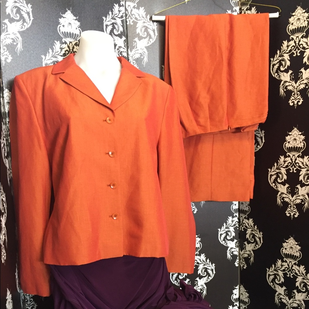 Woman’s suit
